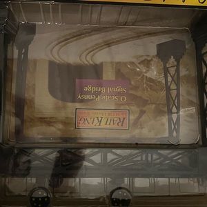RailKing Pennsy Signal Bridge Accessory O Scale NEW